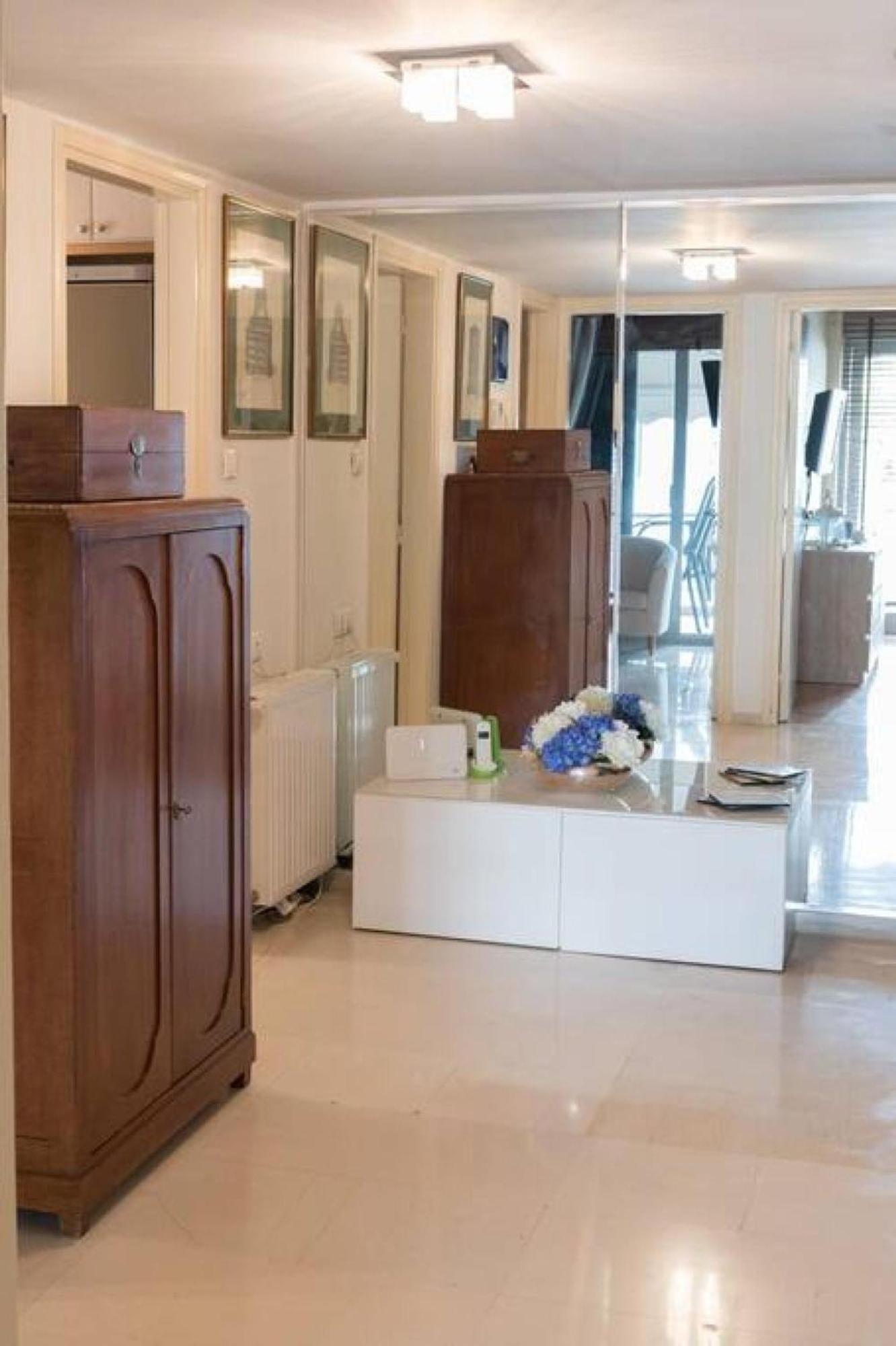 Βουλα A Gem At Voula 1' Walk From The Beach Apartman Athén Kültér fotó