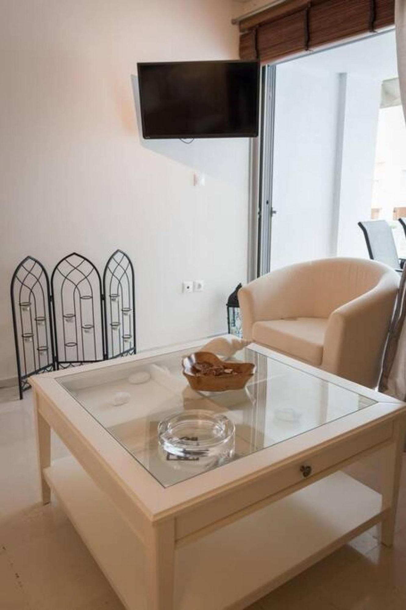 Βουλα A Gem At Voula 1' Walk From The Beach Apartman Athén Kültér fotó